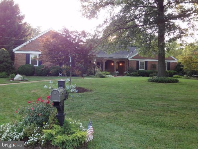 15306 Merrifields Court Silver Spring, MD 20906 - Photo 2 of 26 Wonderful cul-de-sac lot on the water
