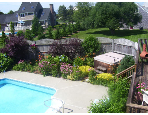 7 Sunset Beach Road Fairhaven, MA 02719 - Photo 2 of 9 Gallery Image 2