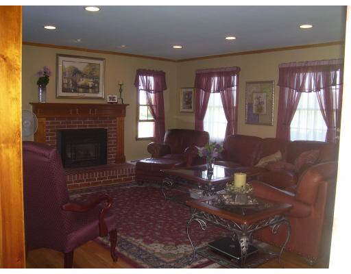 7 Sunset Beach Road Fairhaven, MA 02719 - Photo 6 of 9 Gallery Image 6
