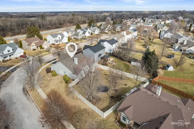 $450,000 | 2331 Handley Lane, Aurora, IL 60502