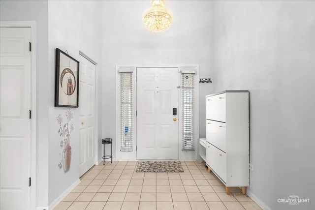 $450,000 | 2331 Handley Lane, Aurora, IL 60502