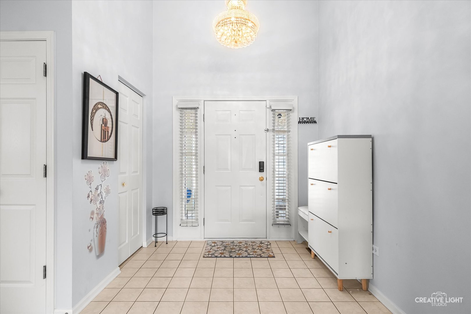 2331 Handley Lane Aurora, IL 60502 - Photo 4 of 25