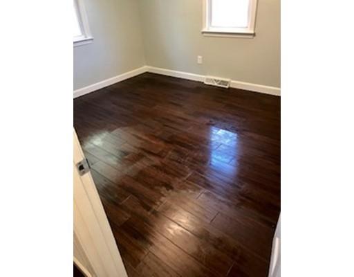 70 Barker Road Wareham, MA 02538 - Photo 7 of 15