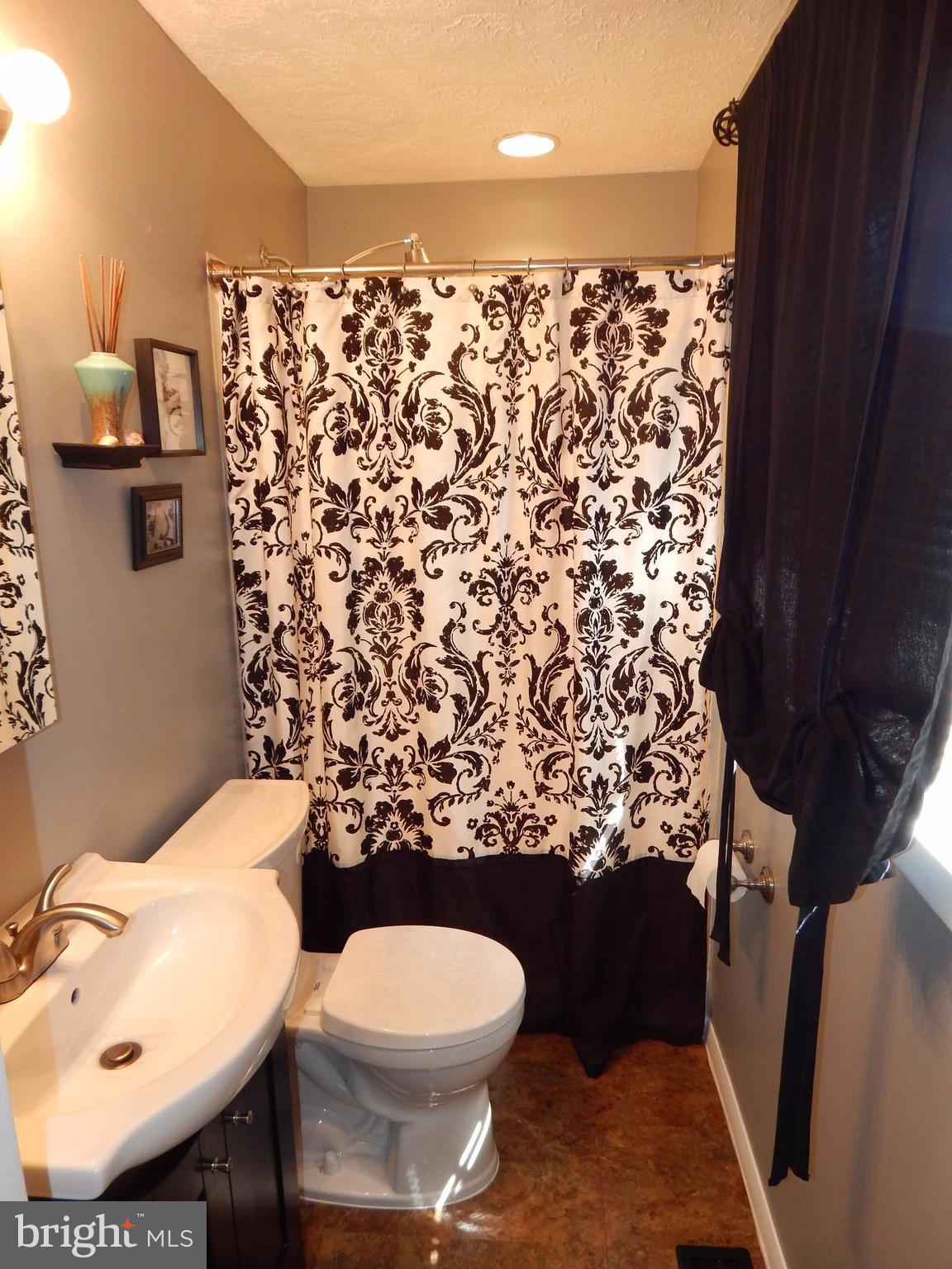 608 Rivershore Court Edgewood, MD 21040 - Photo 18 of 30 Bath