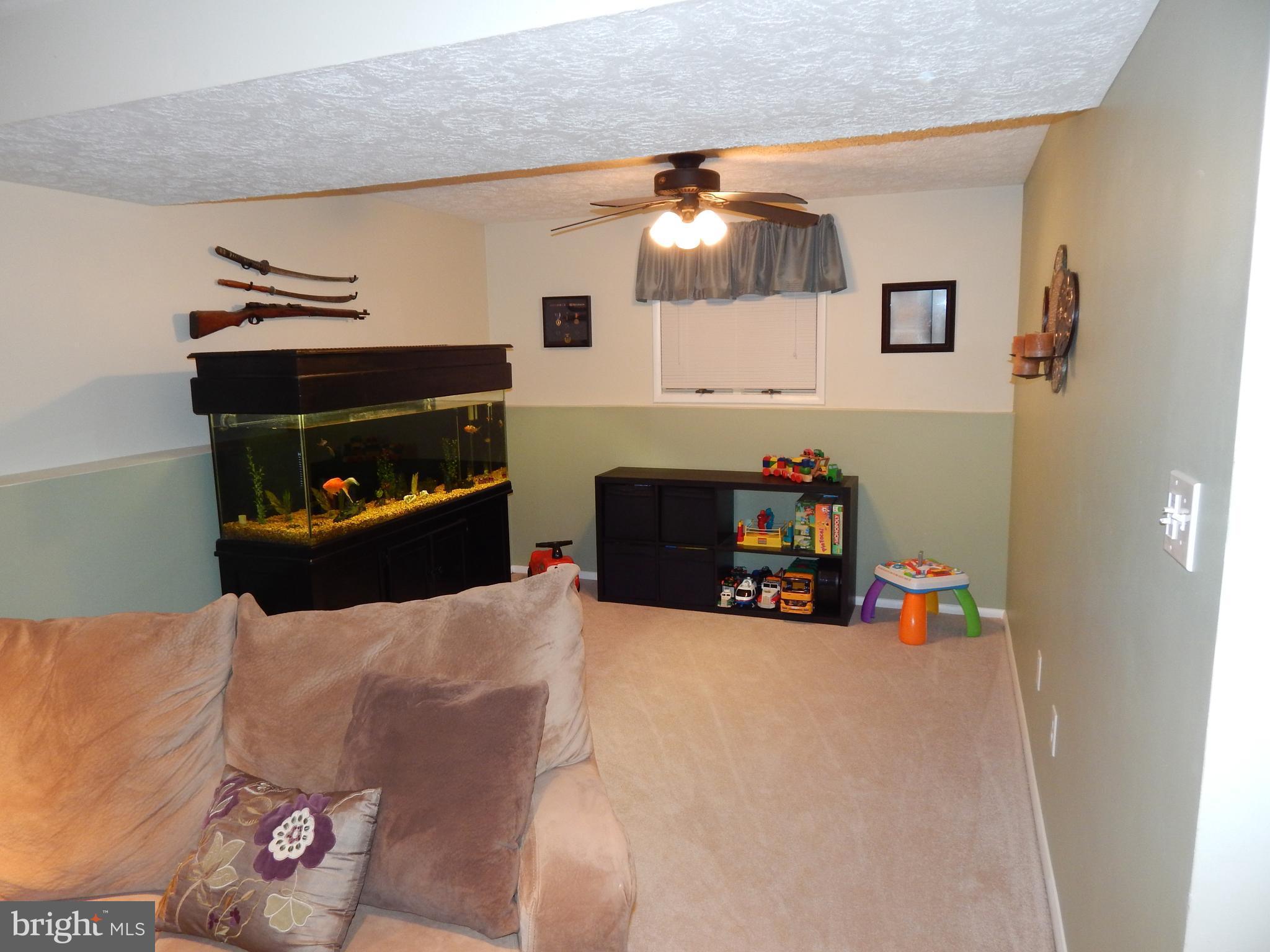 608 Rivershore Court Edgewood, MD 21040 - Photo 19 of 30 Family Room
