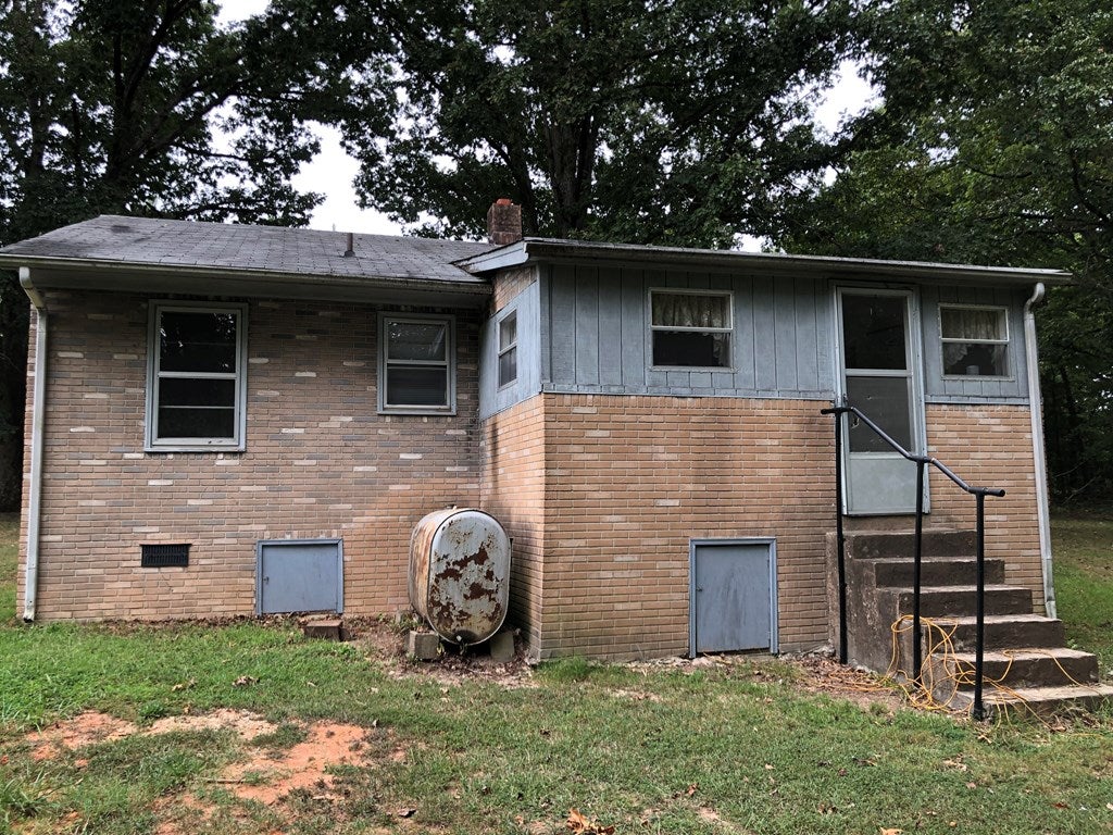 265 Parretts Dead End Road Clarksville, VA 23927 - Photo 16 of 20 Rear View