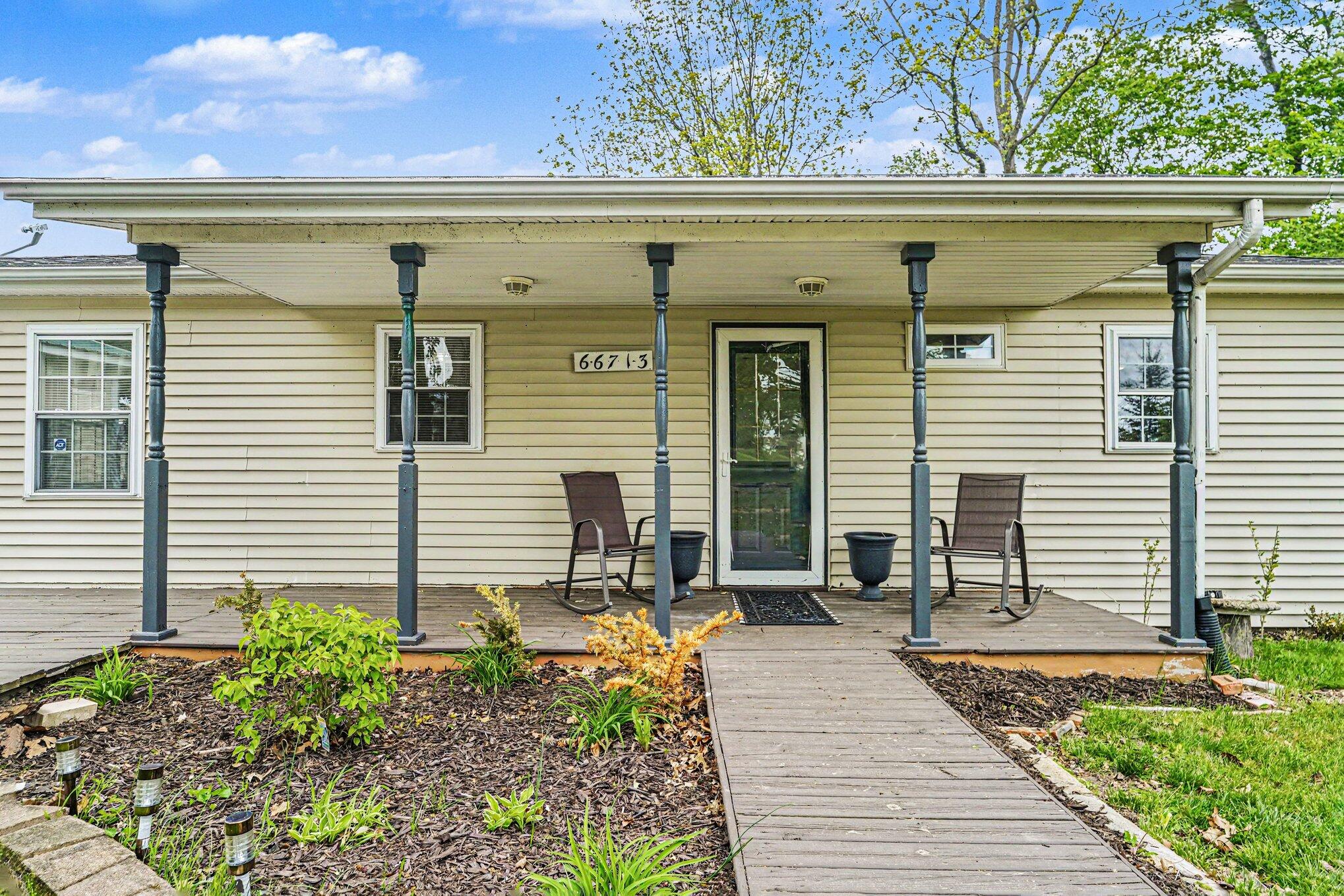 66713 Territorial Road Lawrence, MI 49064 - Photo 4 of 26 019_file_4718