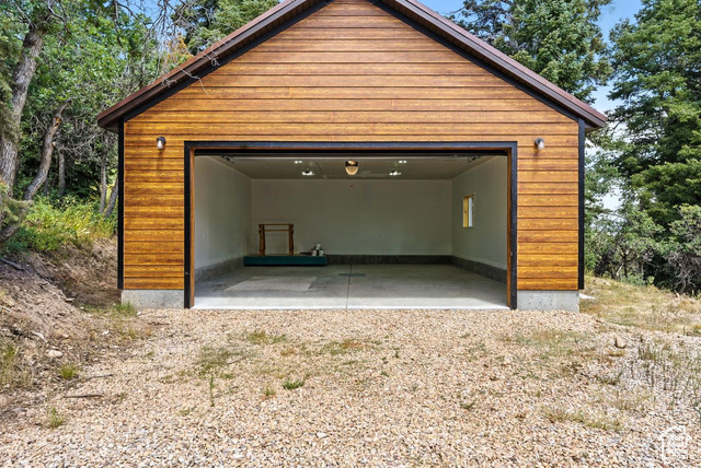 1180 Oak Road Coalville, UT 84017 - Photo 17 of 25 View of detached garage