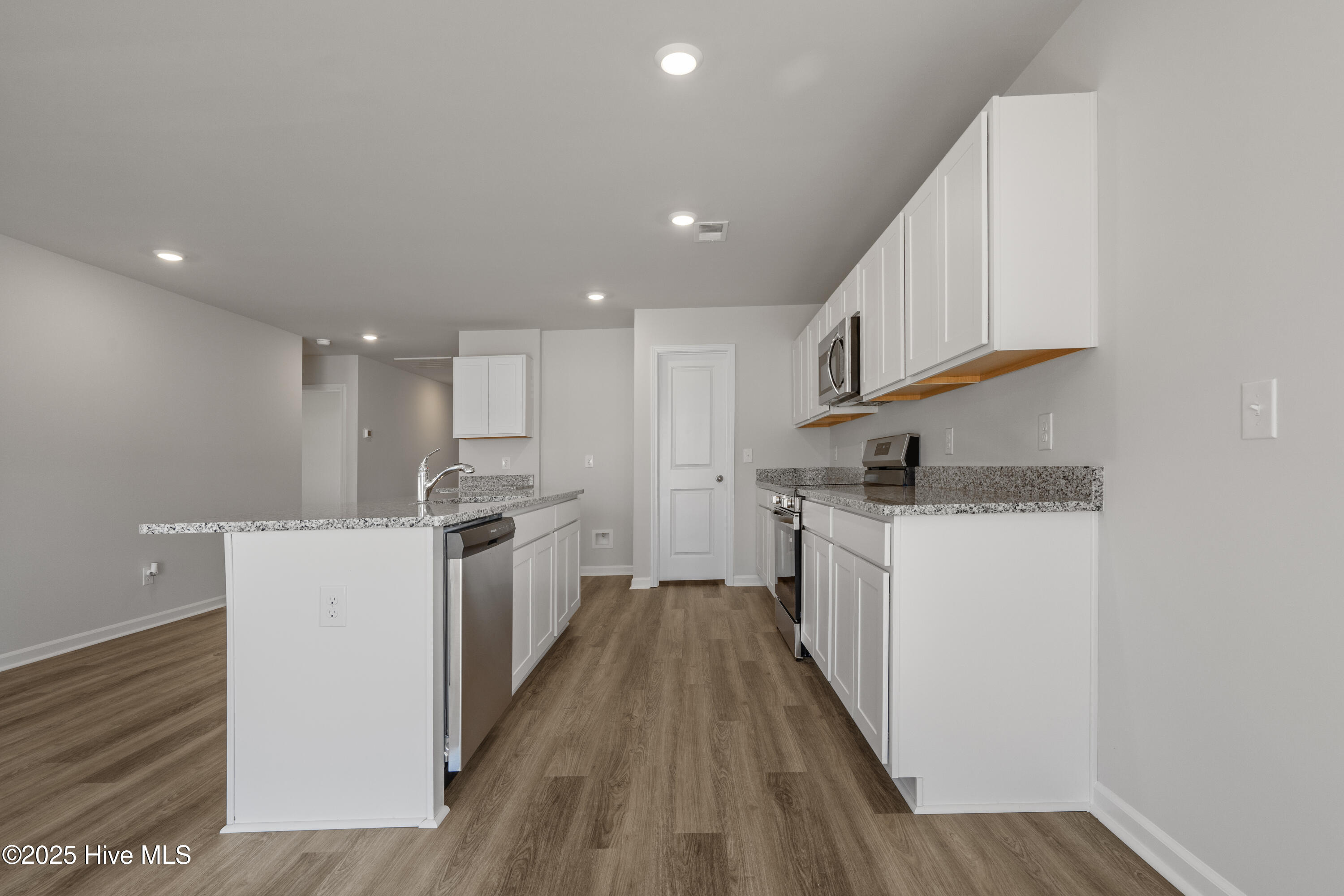 6998 Seaside Palms Place Southwest Sunset Beach, NC 28468 - Photo 16 of 34 Vantage_6998 Seaside Palms PL_Lot 62 - 1