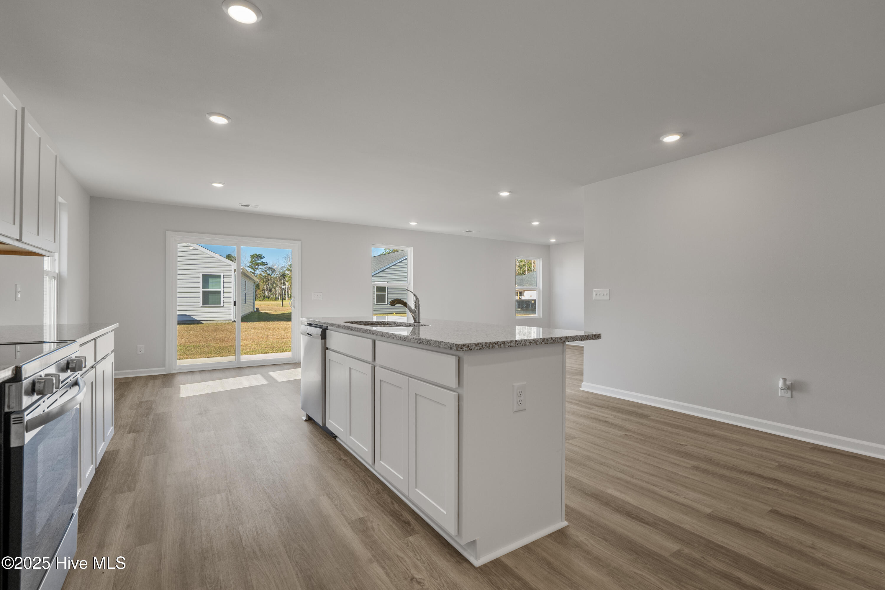 6998 Seaside Palms Place Southwest Sunset Beach, NC 28468 - Photo 18 of 34 Vantage_6998 Seaside Palms PL_Lot 62 - 1