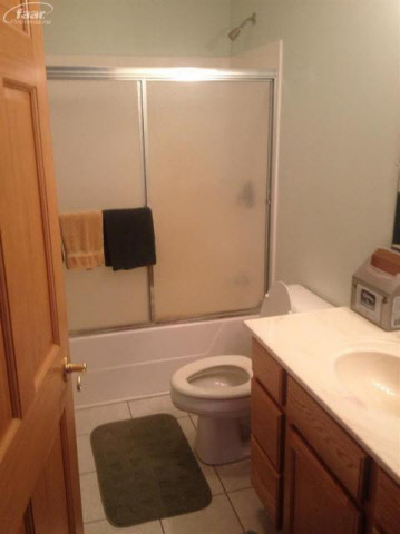 2071 Farrand Road Clio, MI 48420 - Photo 21 of 25 20174193-20.JPG