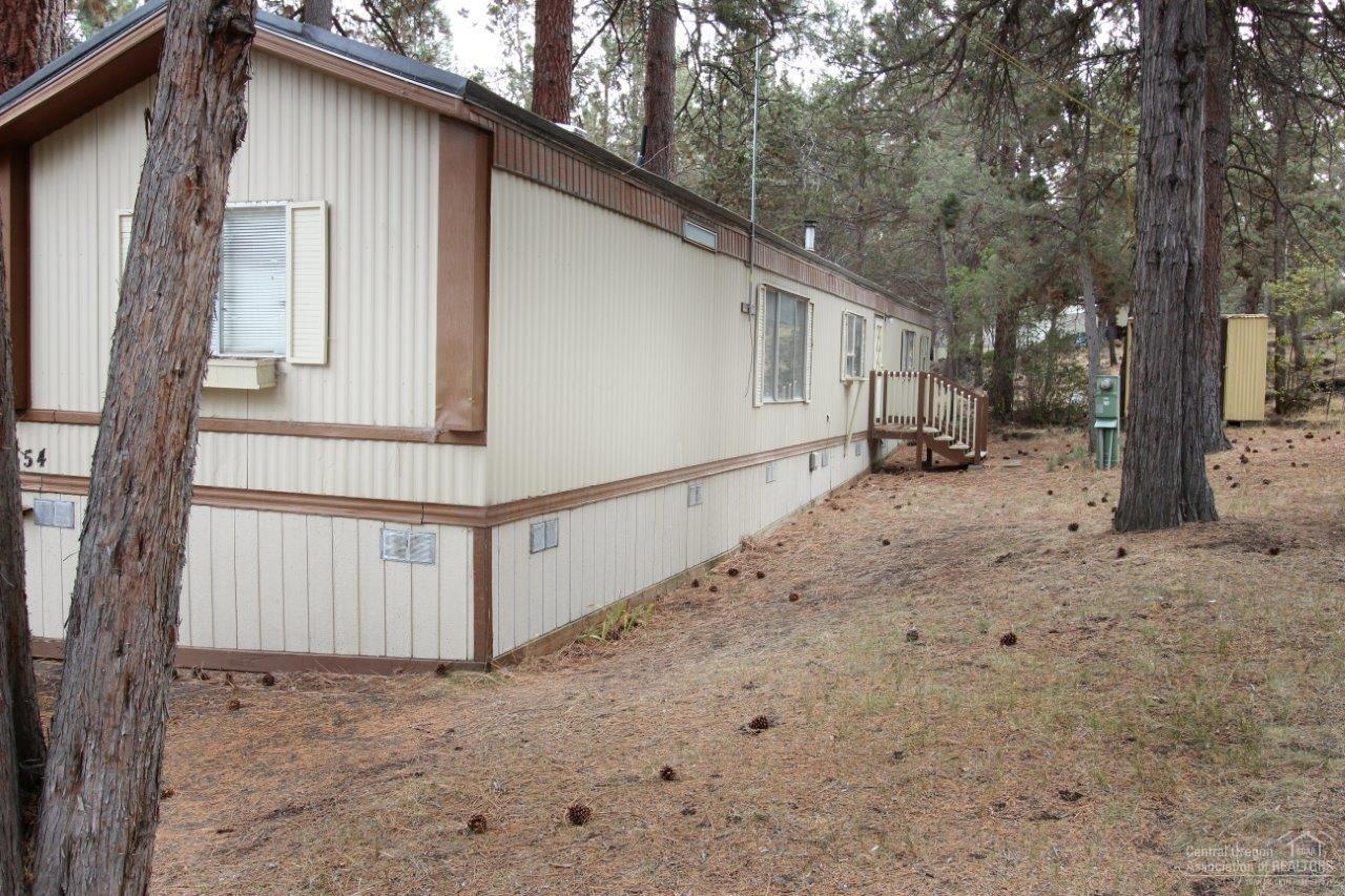 60901 Brosterhous Road, Unit 754 Bend, OR 97702 - Photo 2 of 21 Quiet area on a dead end street in The P