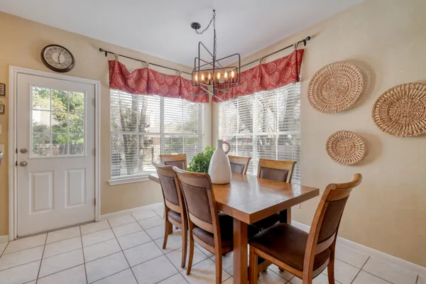 $699,900 | 8221 Fern Bluff Avenue, Round Rock, TX 78681