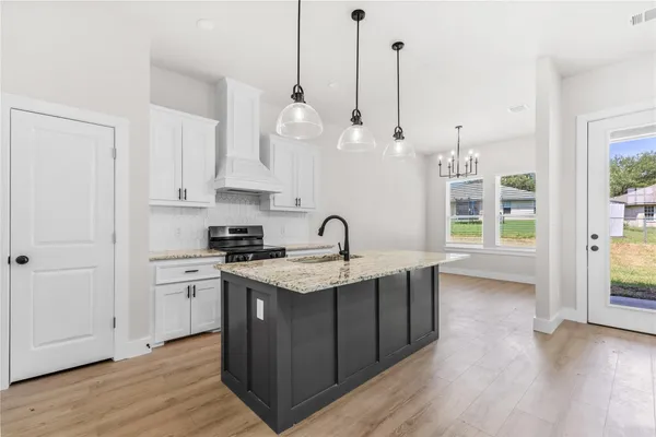 $2,500 | 2315 Progress Drive, Brenham, TX 77833