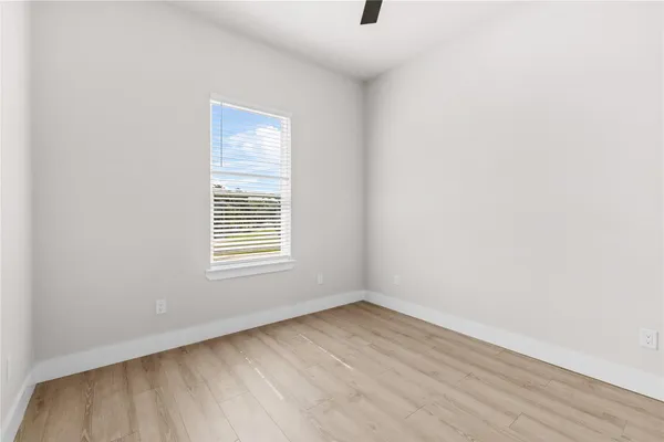 $2,500 | 2315 Progress Drive, Brenham, TX 77833