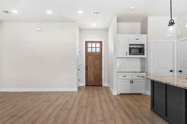 $2,500 | 2315 Progress Drive, Brenham, TX 77833