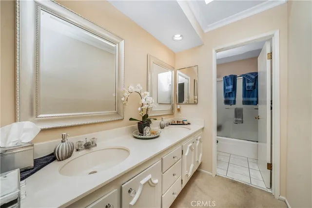 $849,000 | 4219 Colfax Avenue, Unit F, Studio City, CA 91604