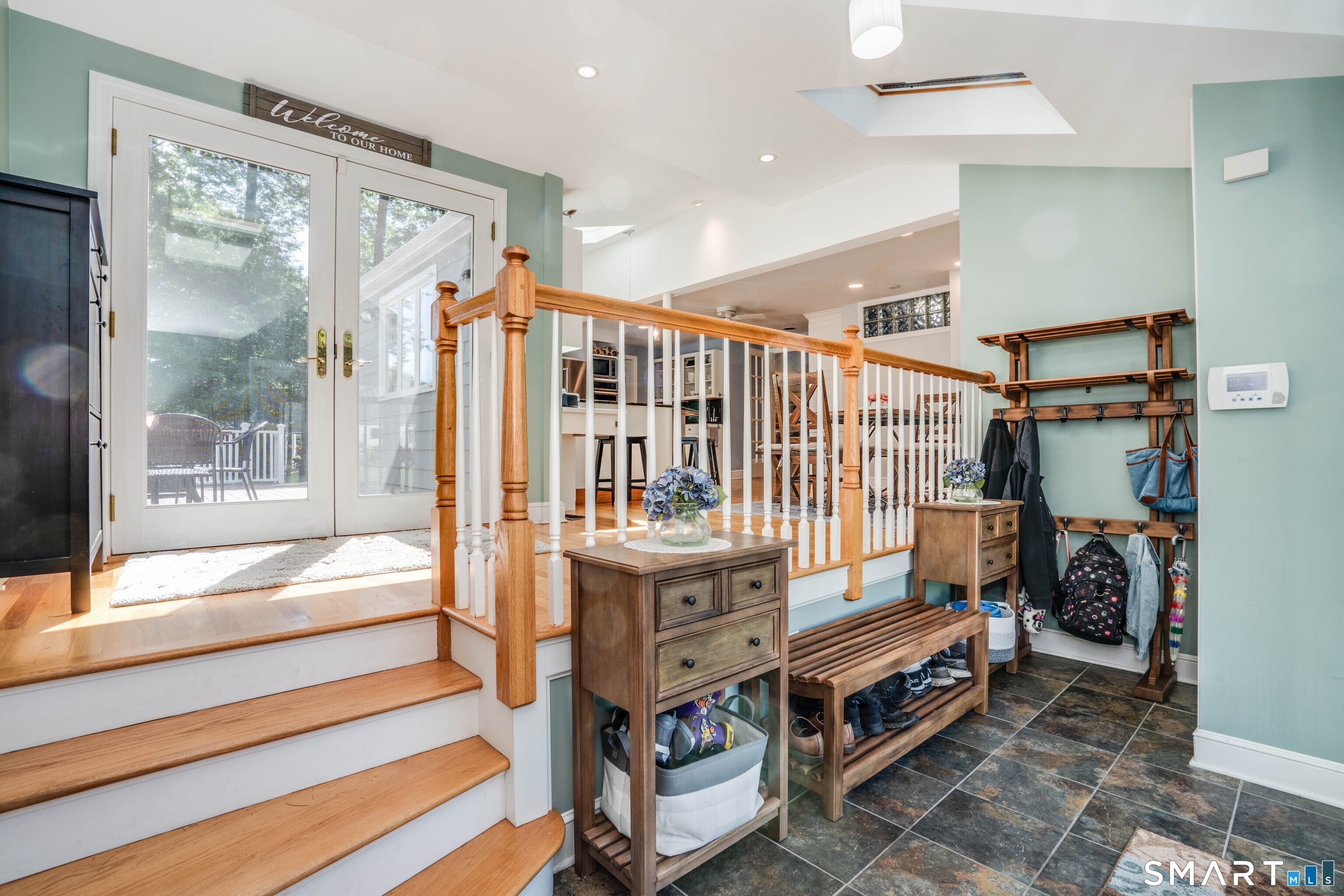 98 Colony Road West Hartford, CT 06117 - Photo 8 of 40