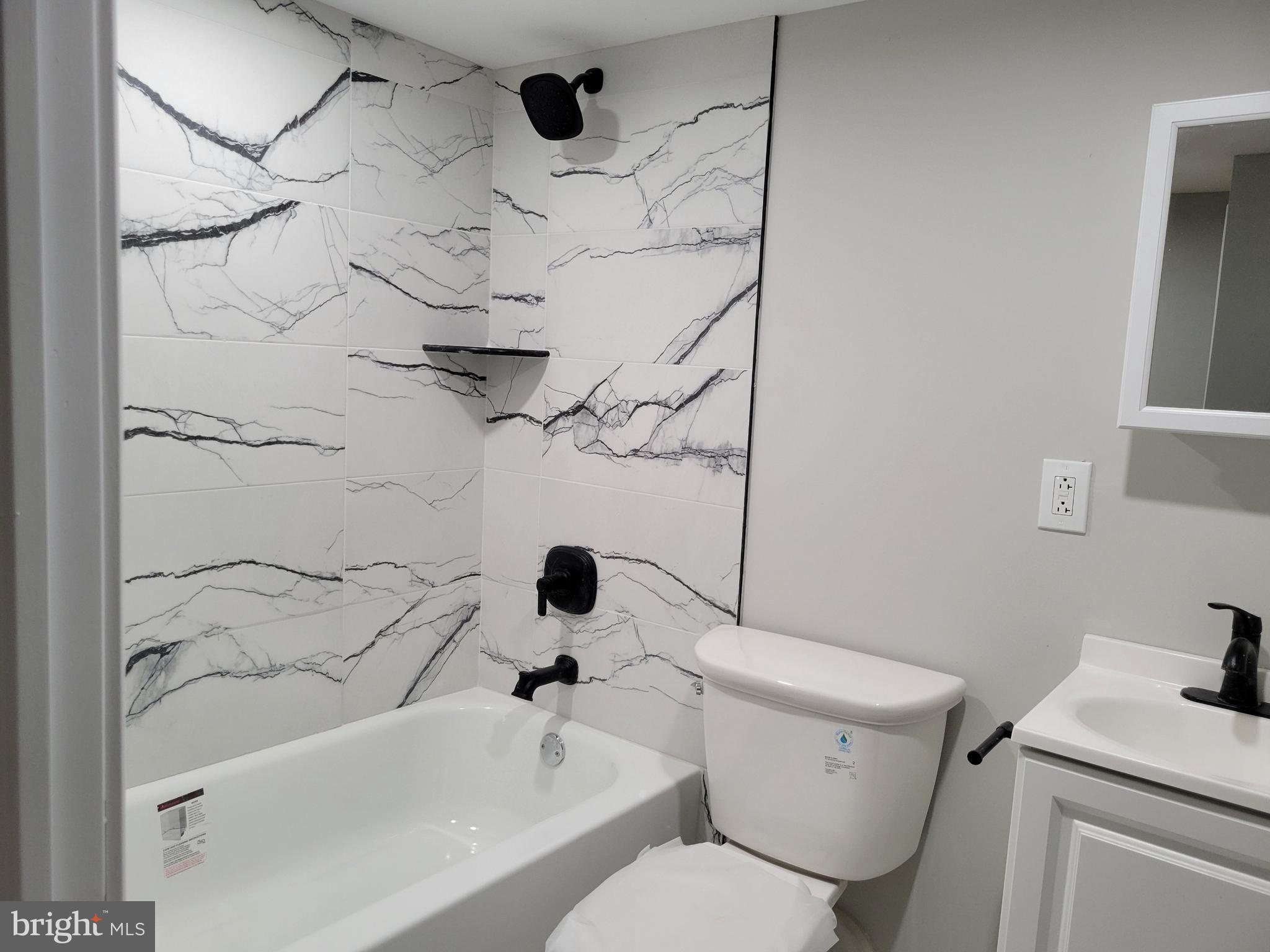 2129 Cross Street Philadelphia, PA 19146 - Photo 13 of 25