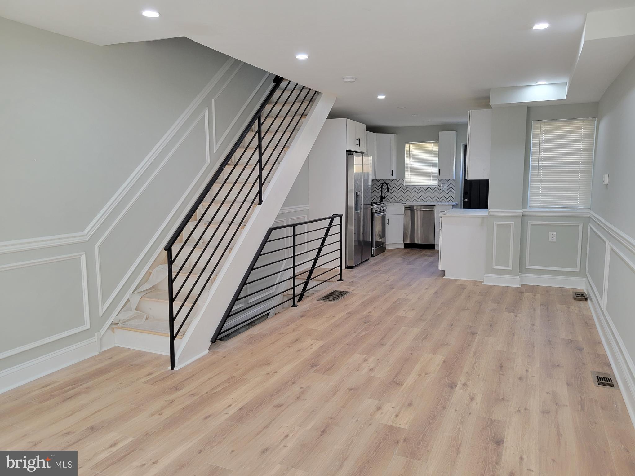2129 Cross Street Philadelphia, PA 19146 - Photo 2 of 25