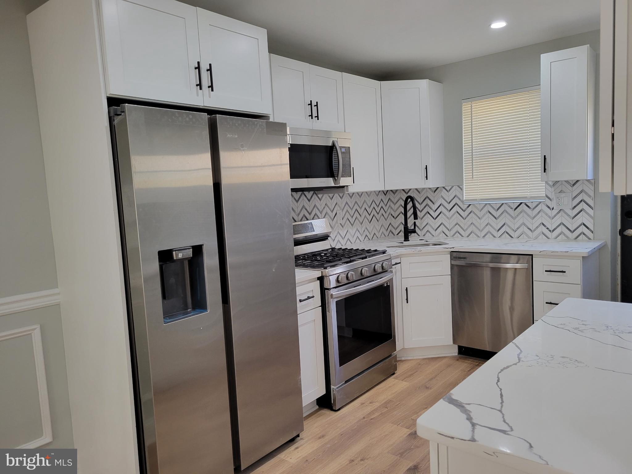 2129 Cross Street Philadelphia, PA 19146 - Photo 5 of 25