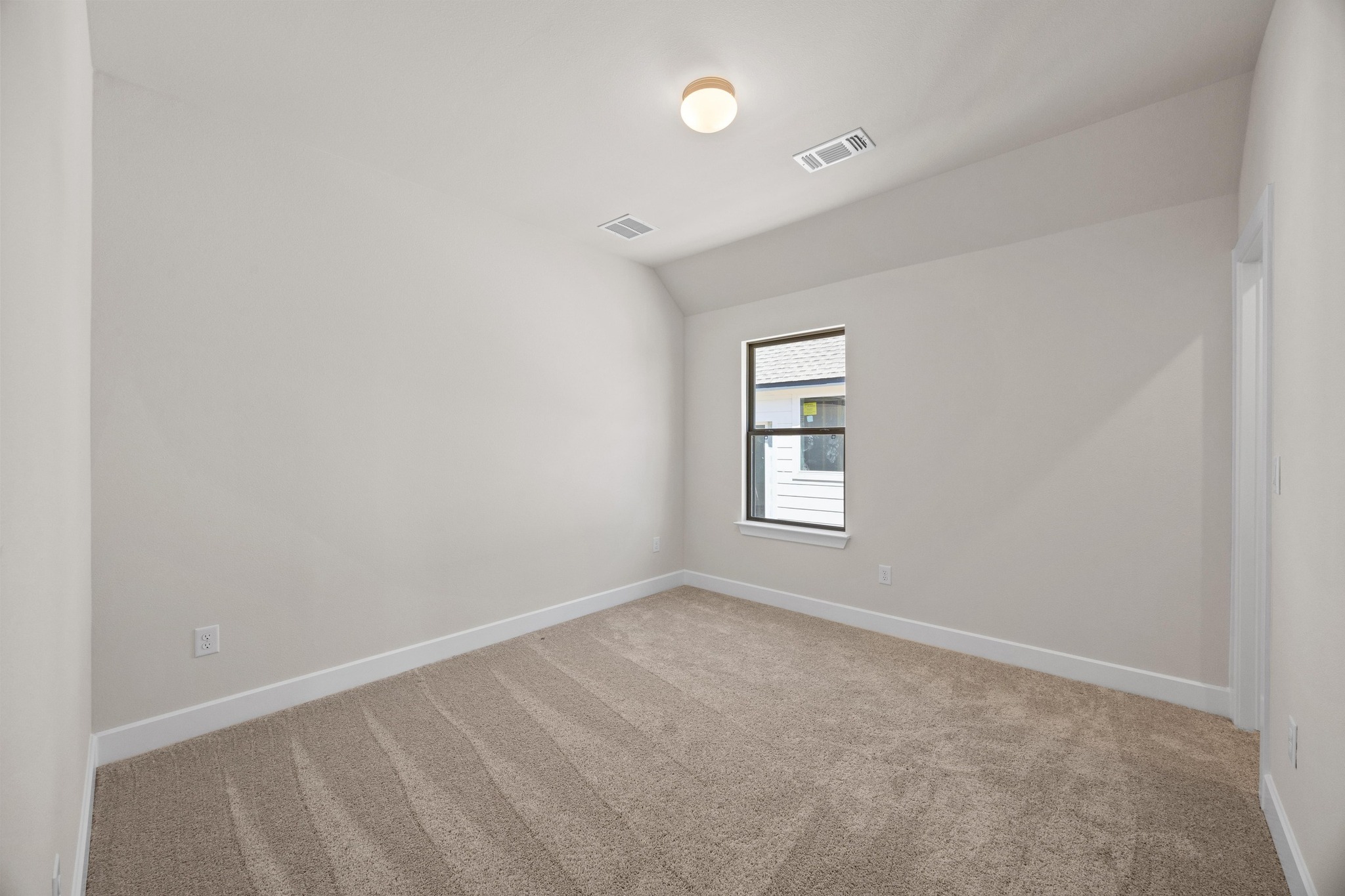 129 Emerald Grv Drive Georgetown, TX 78633 - Photo 21 of 34