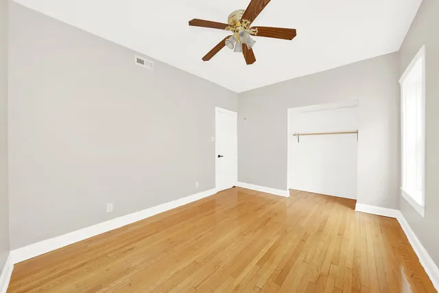 $3,000 | 1121 West Columbia Avenue, Unit 2F, Chicago, IL 60626