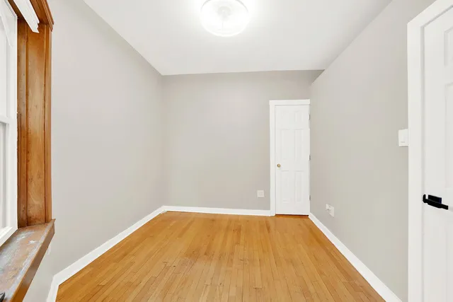 $3,000 | 1121 West Columbia Avenue, Unit 2F, Chicago, IL 60626