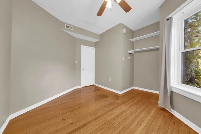 $3,000 | 1121 West Columbia Avenue, Unit 2F, Chicago, IL 60626