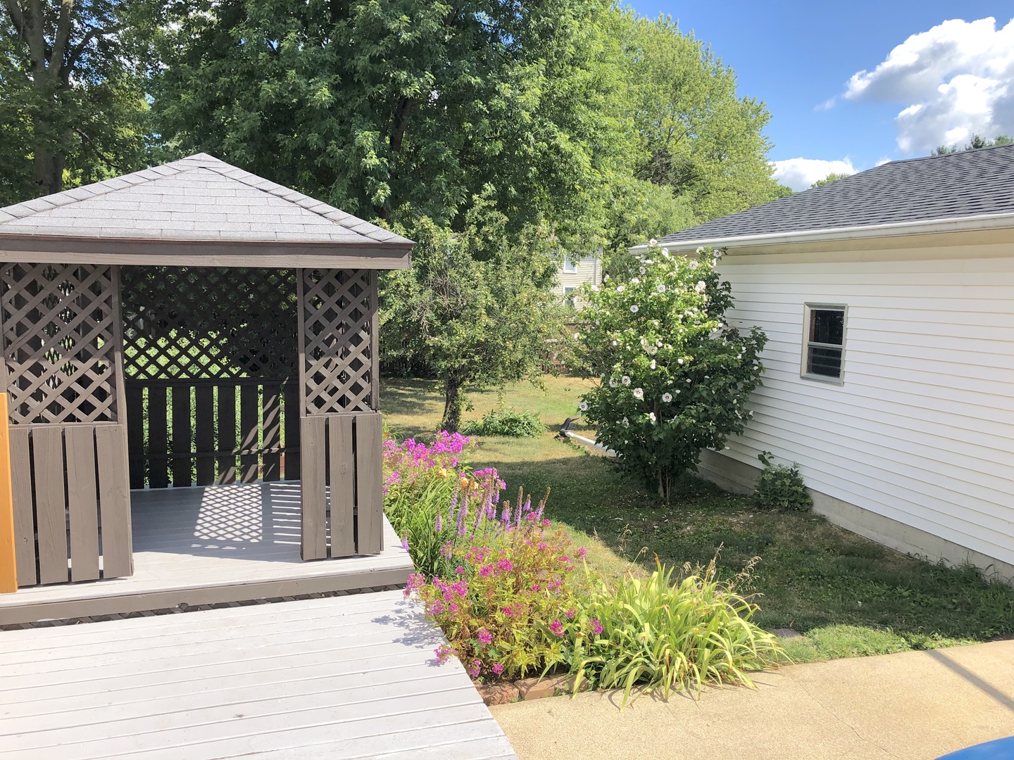 1507 West 9th Street Dixon, IL 61021 - Photo 12 of 13