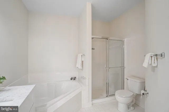 $599,000 | 11623 Cavalier Landing Court, Unit 304, Fairfax, VA 22030