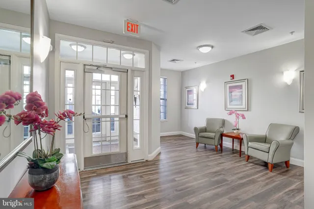 $599,000 | 11623 Cavalier Landing Court, Unit 304, Fairfax, VA 22030