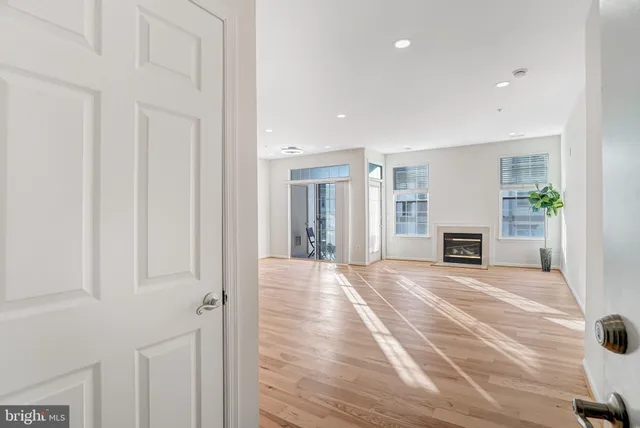 $599,000 | 11623 Cavalier Landing Court, Unit 304, Fairfax, VA 22030