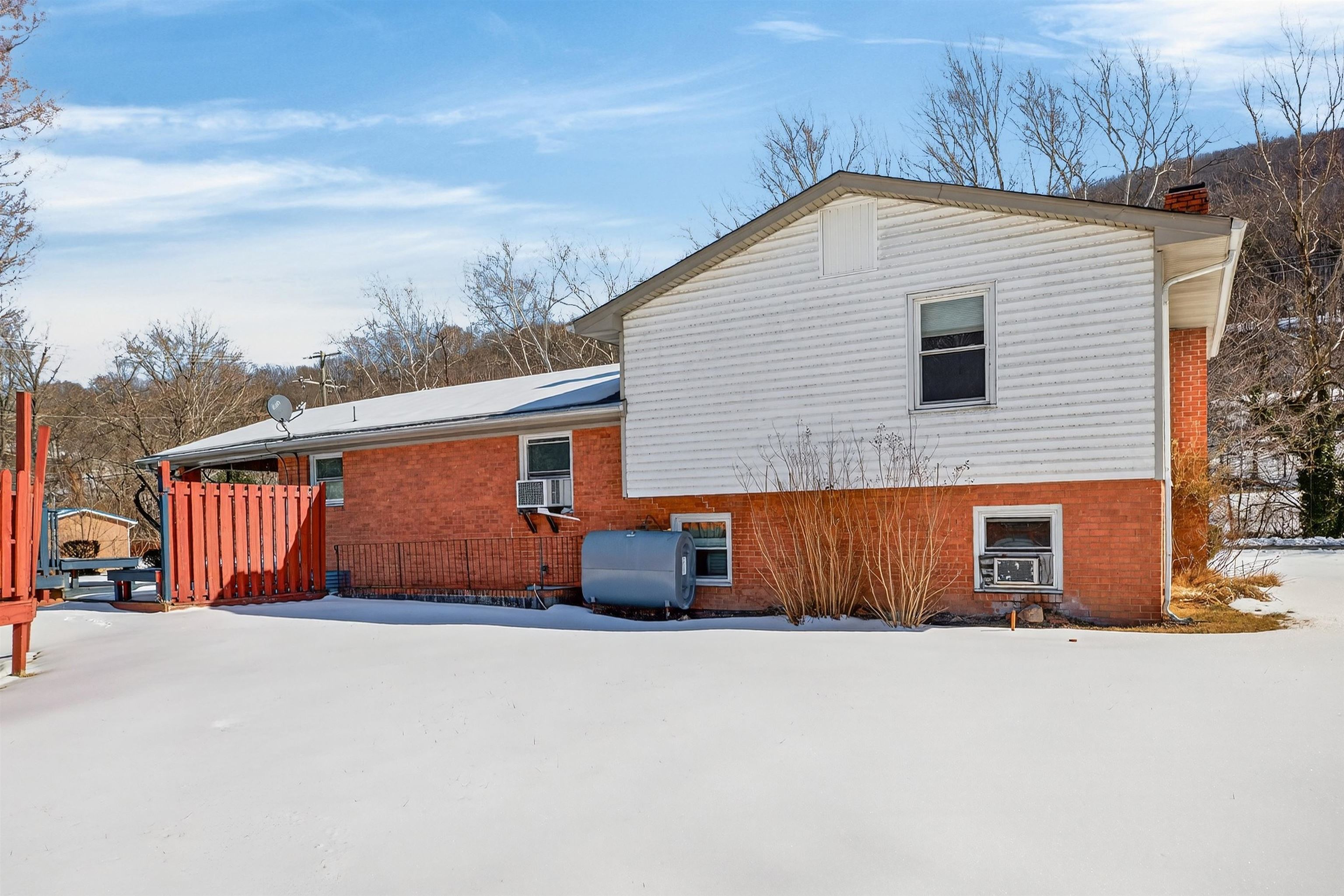 3010 Valley Ridge Road Covington, VA 24426 - Photo 5 of 41