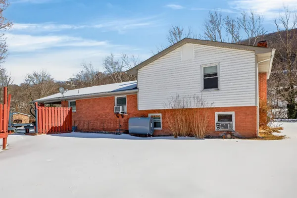 $189,000 | 3010 Valley Ridge Road, Covington, VA 24426