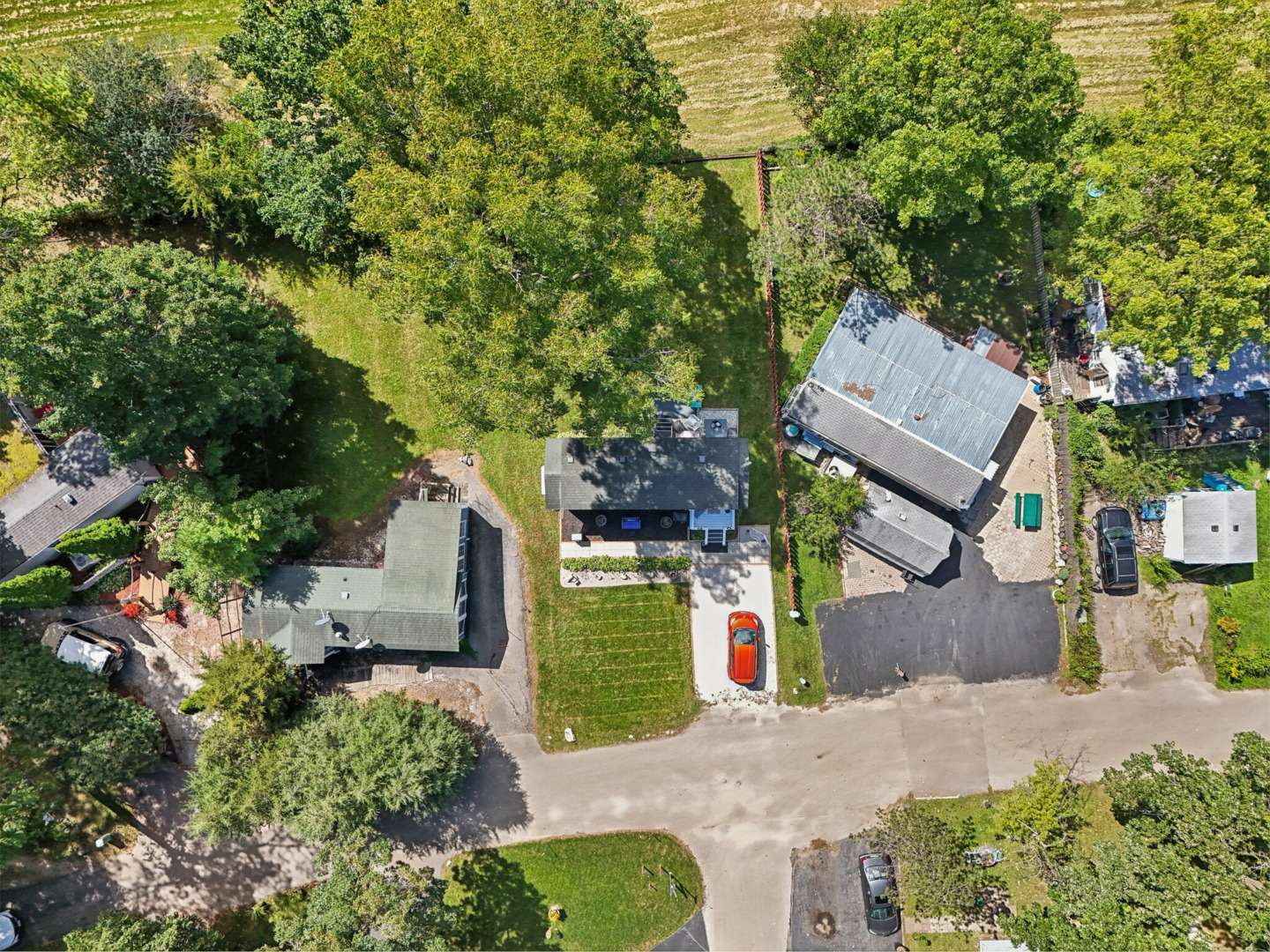 44 Beacon Bay Road Lakemoor, IL 60051 - Photo 28 of 39 Gallery Image 28
