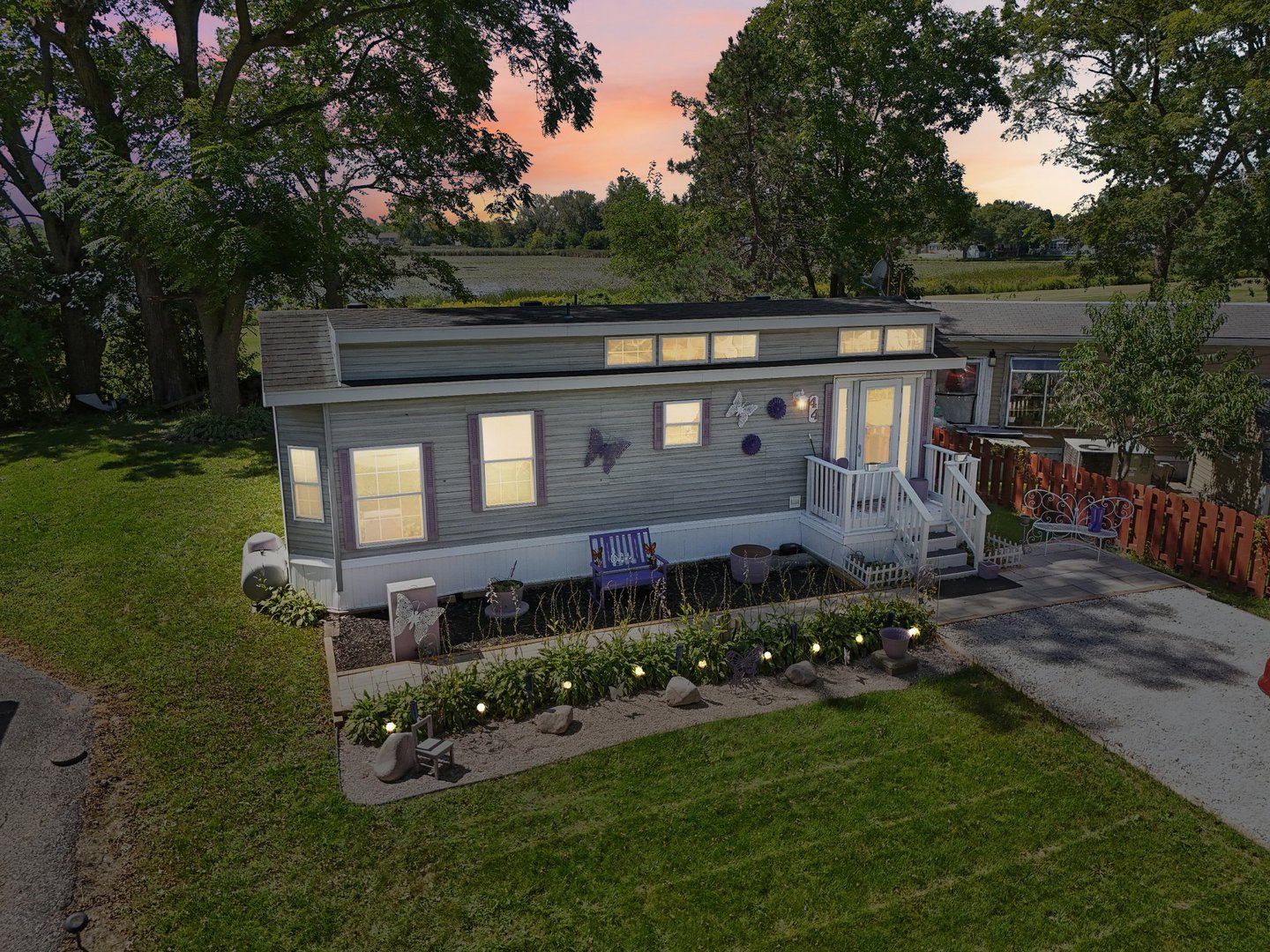 44 Beacon Bay Road Lakemoor, IL 60051 - Photo 36 of 39 Gallery Image 36