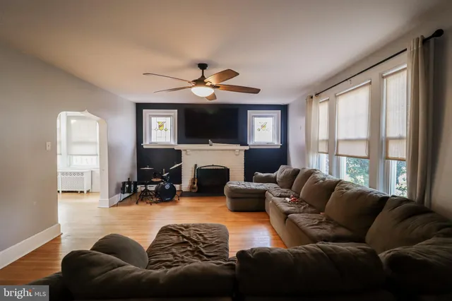 $285,000 | 31 North Manheim Street, York, PA 17402