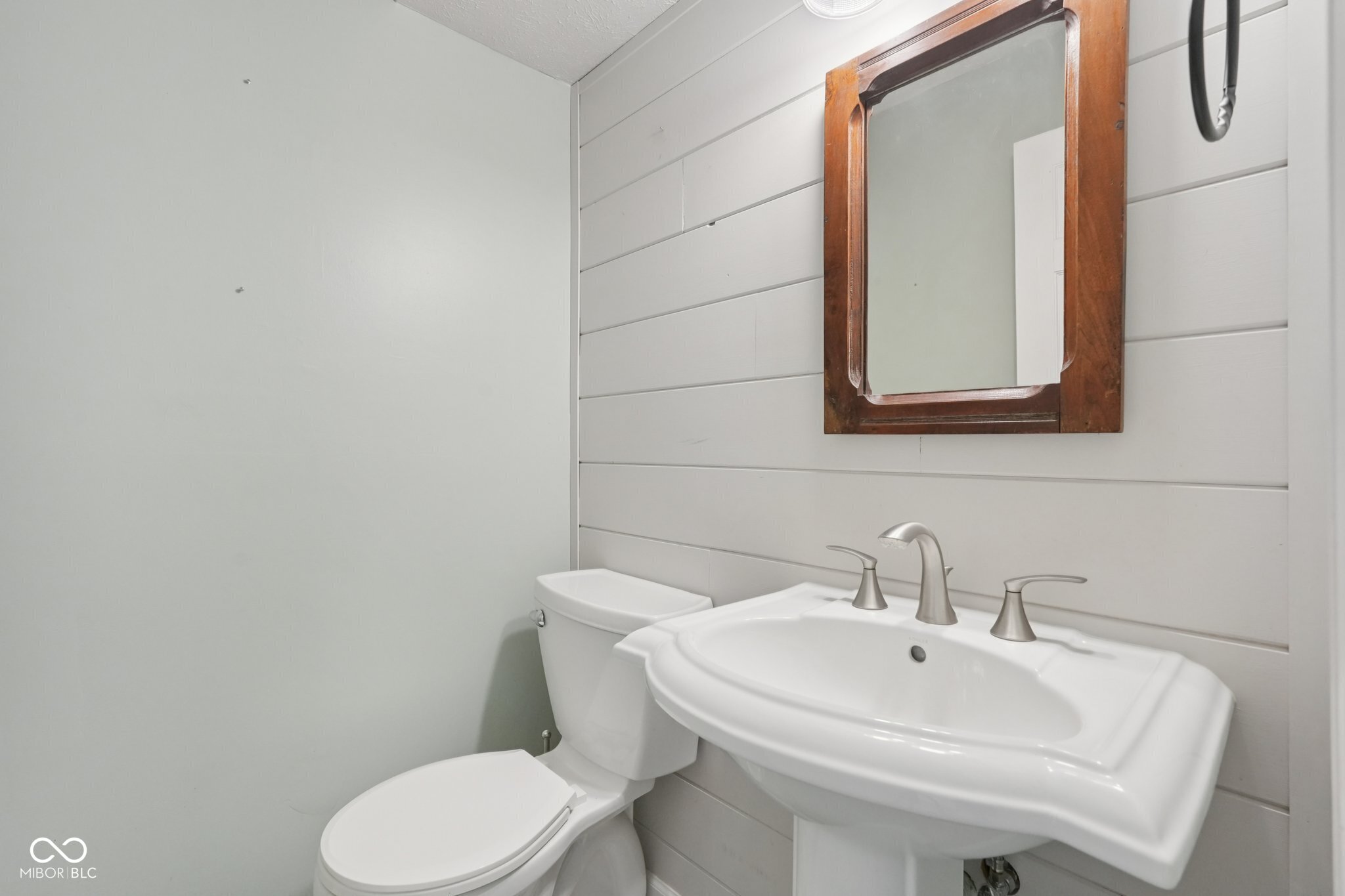 1602 Friendship Drive Indianapolis, IN 46217 - Photo 33 of 63