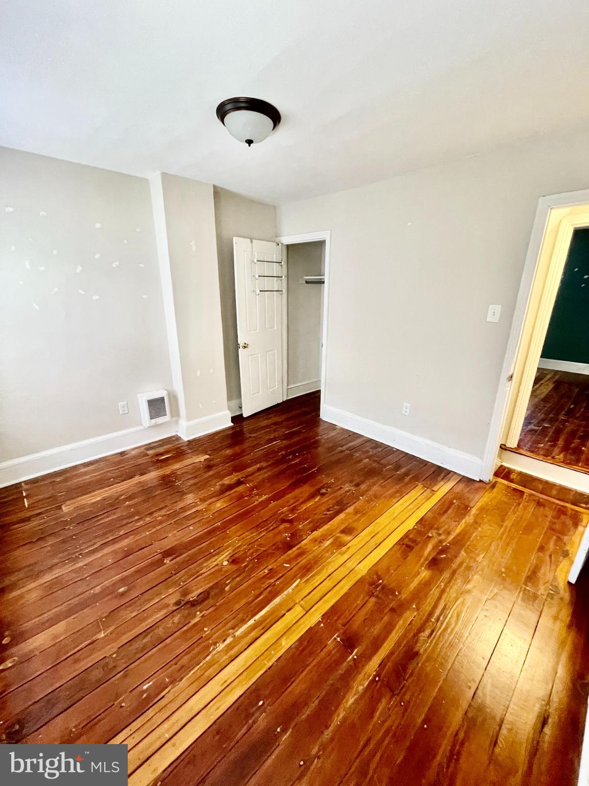 5 Penn Court Philadelphia, PA 19144 - Photo 22 of 23 wooden floor in an empty room