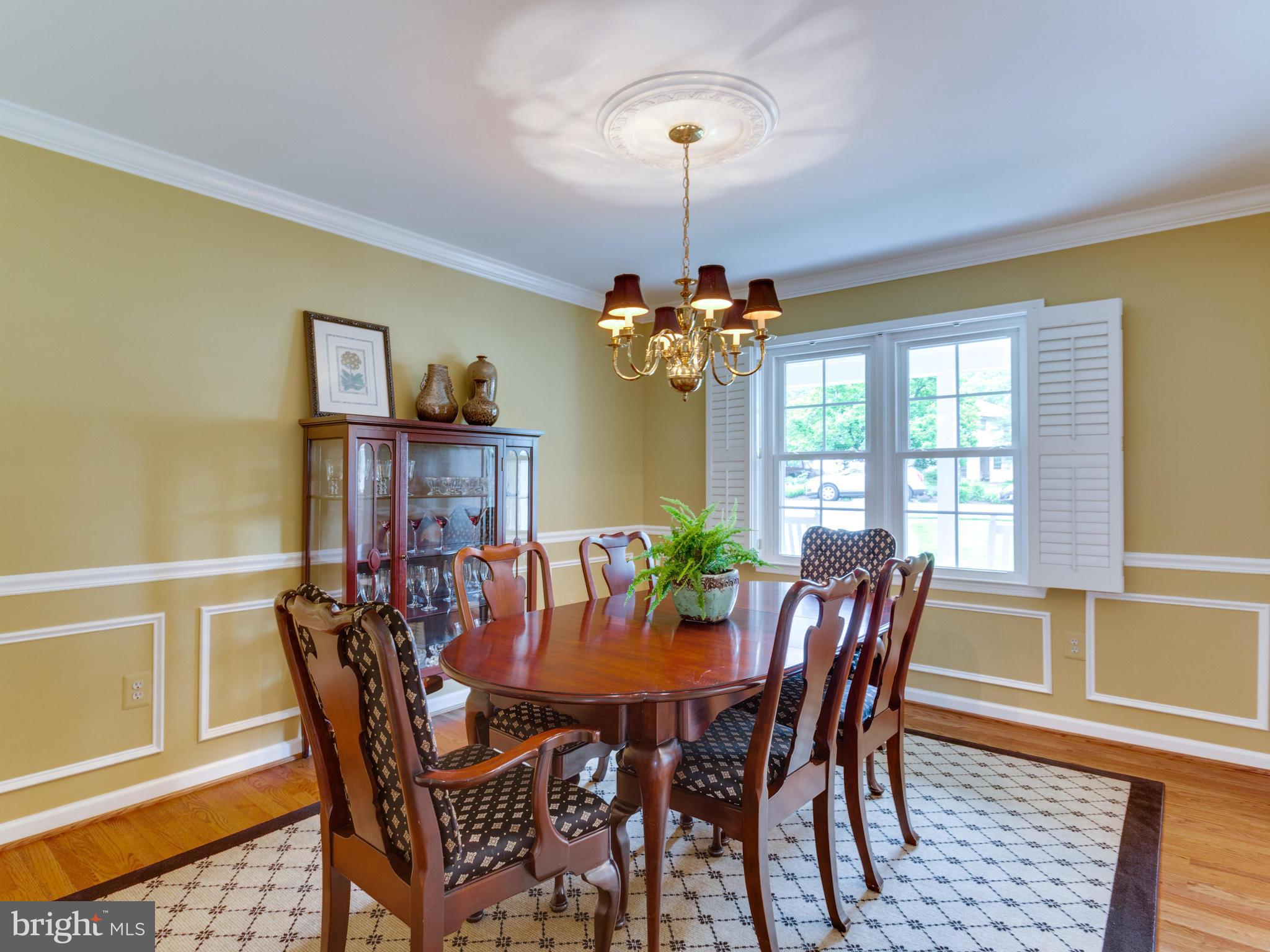 4824 Powell Road Fairfax, VA 22032 - Photo 4 of 30 Dining Room