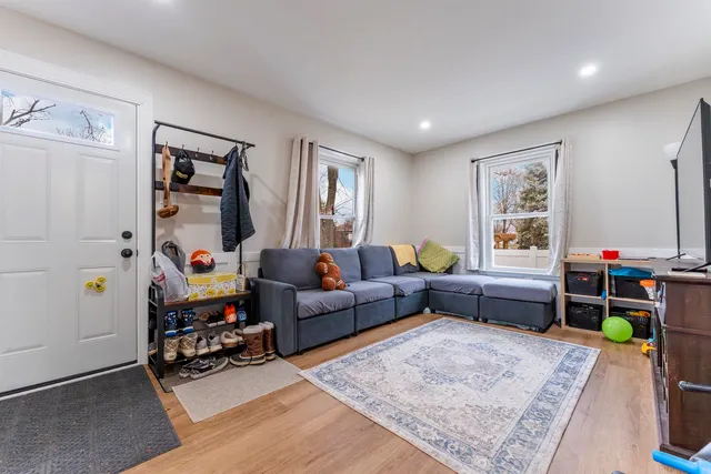 $429,000 | 3227 Harrison Avenue, Brookfield, IL 60513