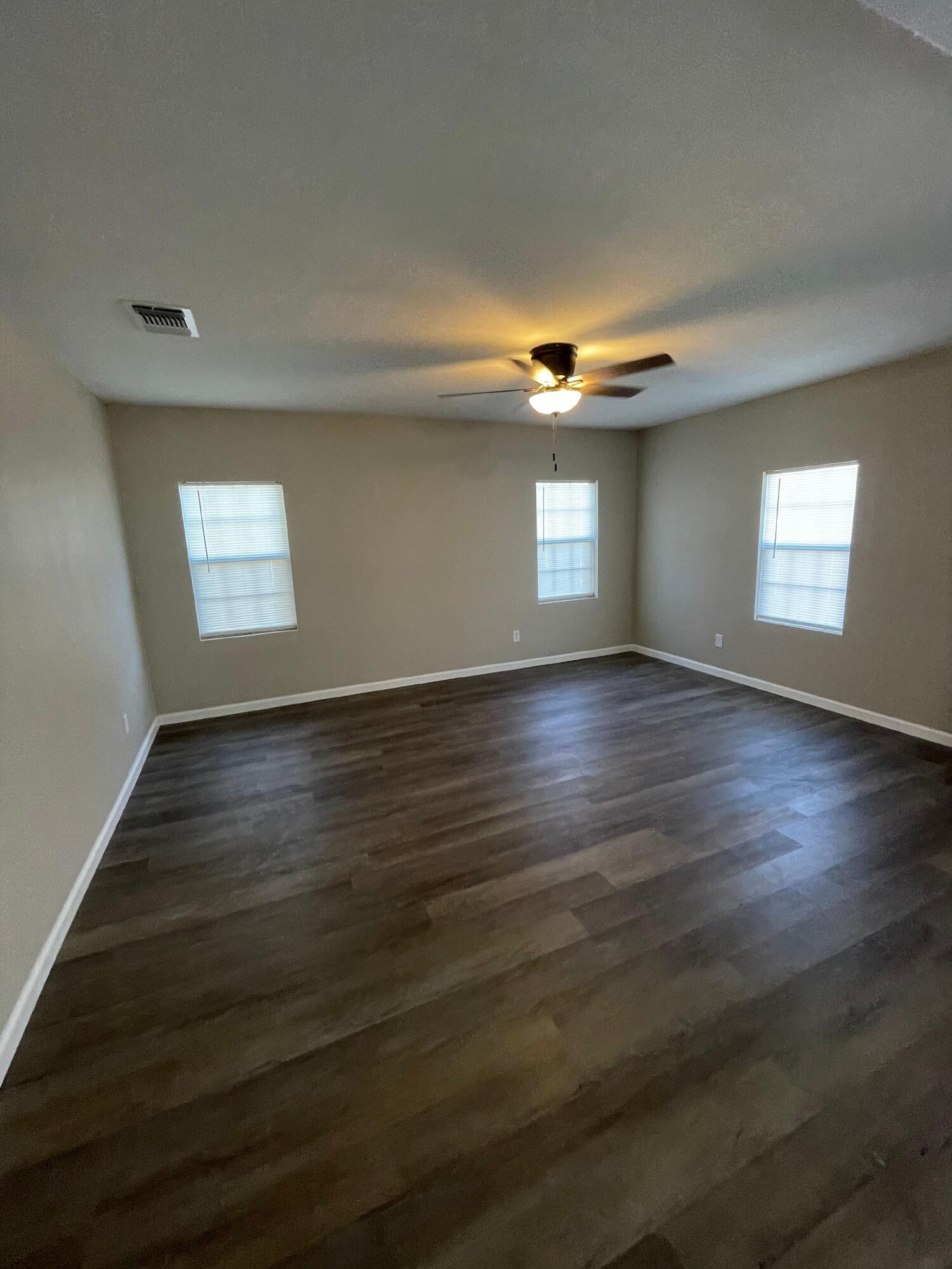 2215 29th Street Lubbock, TX 79411 - Photo 2 of 7 0D01DF71-D6E9-45F7-BB66-68EF0C2982ED