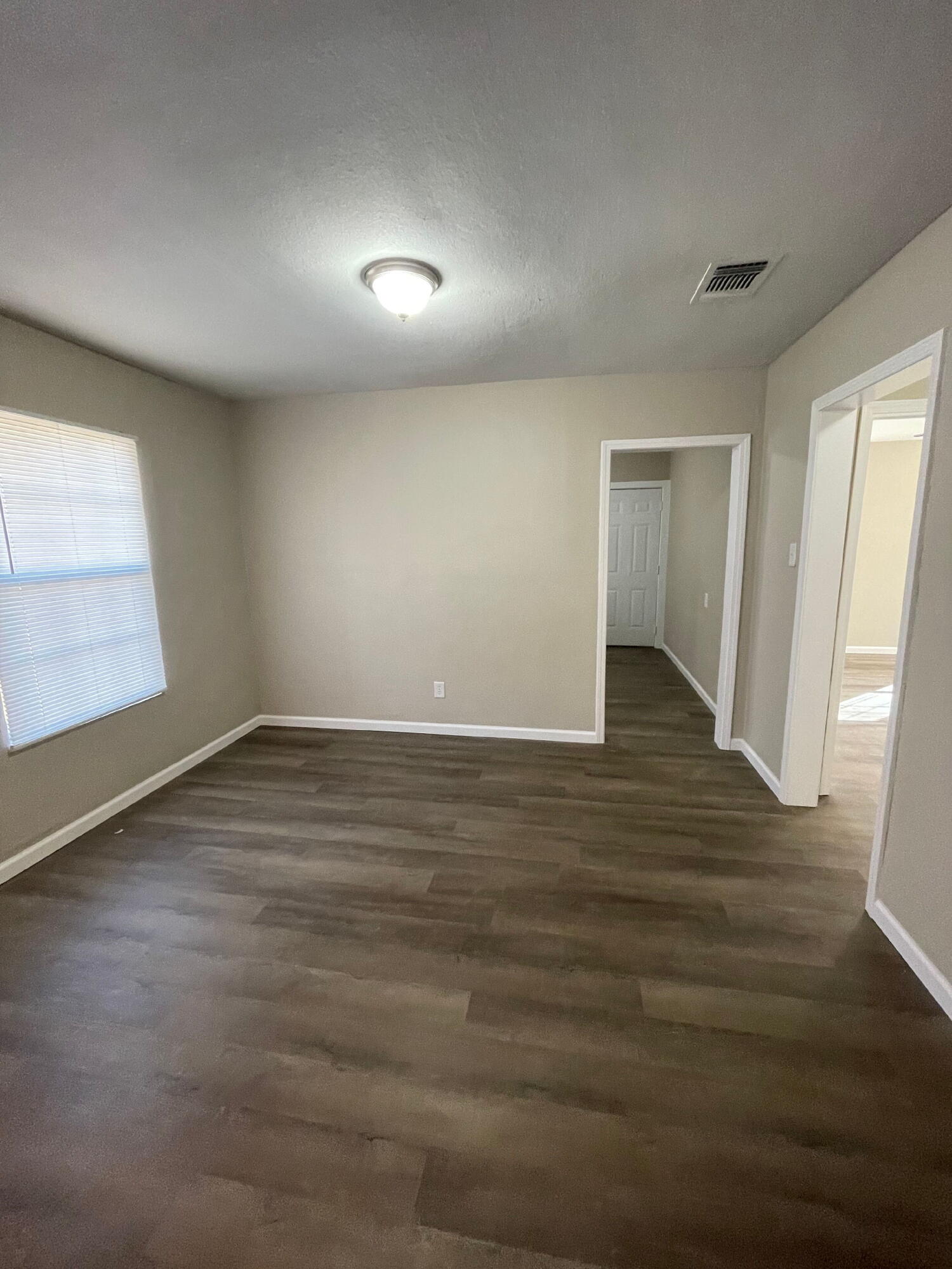 2215 29th Street Lubbock, TX 79411 - Photo 4 of 7 7B79F885-B83A-4ADB-B30A-756F17522936