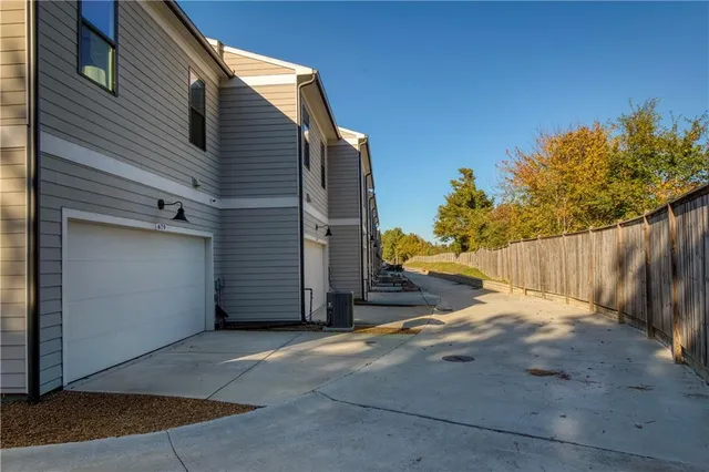 $470,000 | 679 Stickley Oak Way, Woodstock, GA 30189