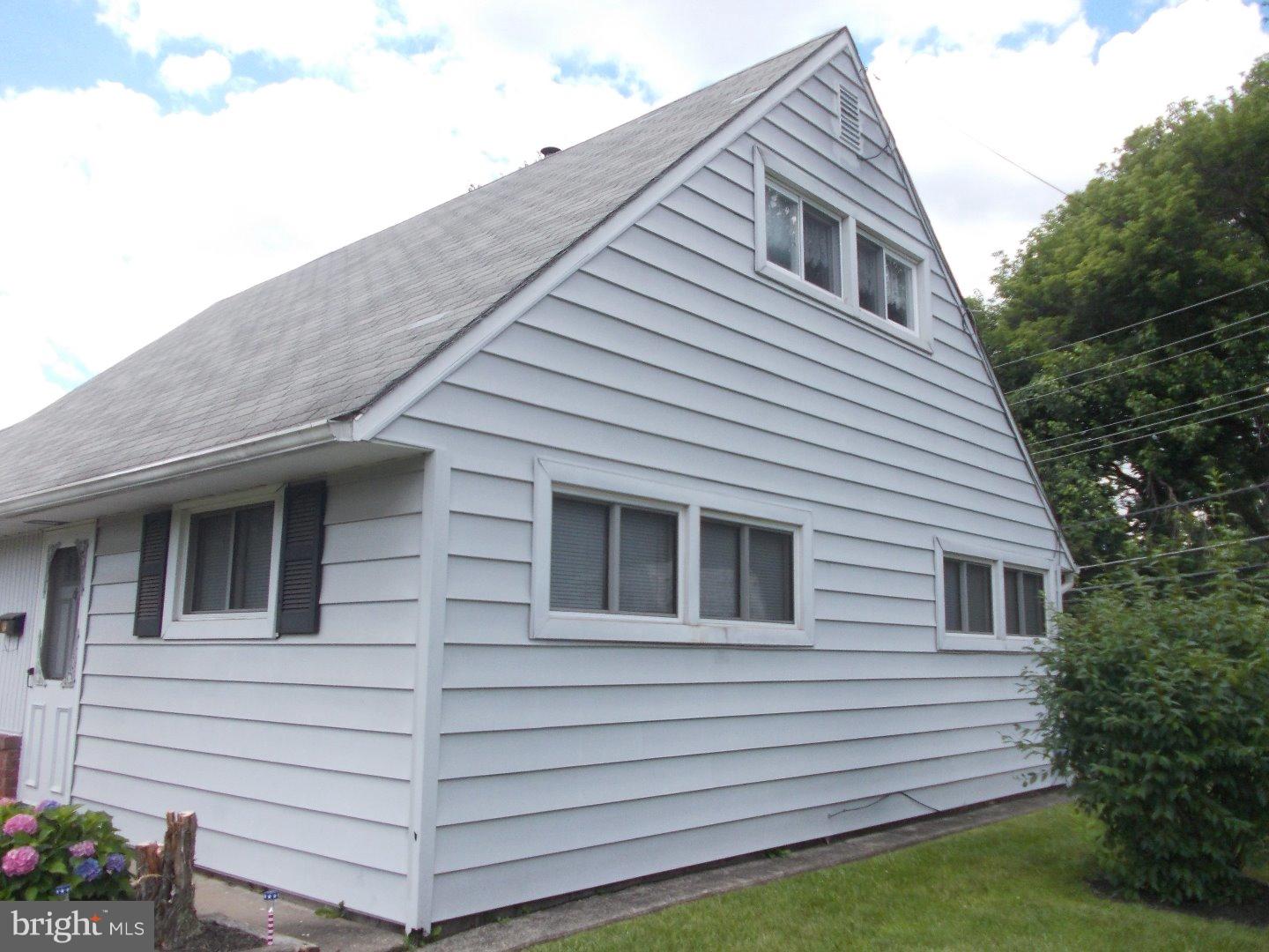 75 Harvest Road Levittown, PA 19056 - Photo 21 of 23 Exterior Side