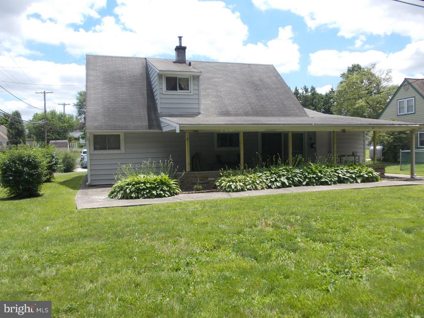 75 Harvest Road Levittown, PA 19056 - Photo 23 of 23 Exterior Back