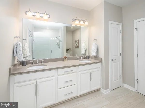 $3,500 | 3989 Norton Place, Unit 407, Fairfax, VA 22030