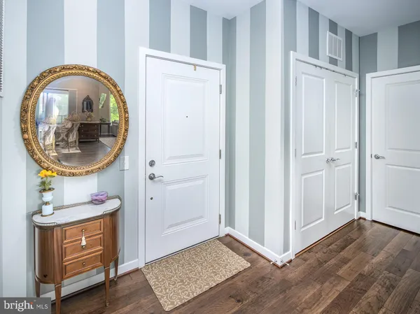 $3,500 | 3989 Norton Place, Unit 407, Fairfax, VA 22030