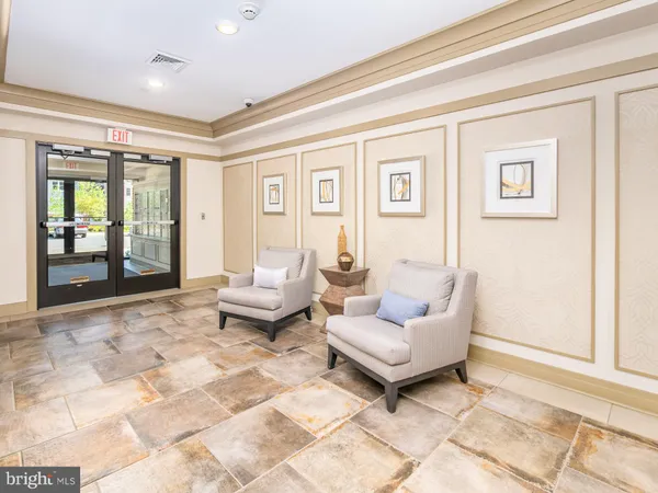 $3,500 | 3989 Norton Place, Unit 407, Fairfax, VA 22030
